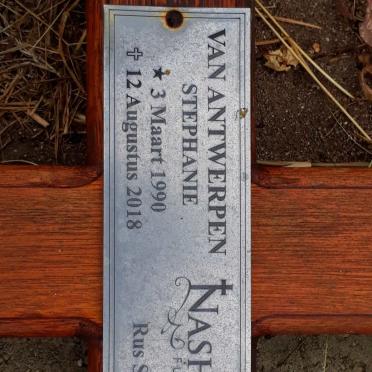 ANTWERPEN Stephanie, van 1990-2018