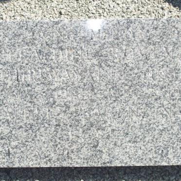 LUYT Aletta Barendina 1916-1980 :: THIR? Geraldine Rowena nee LUYT 19??-1980