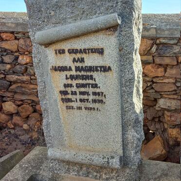 Western Cape, HEIDELBERG district, Kopjes 330, Koppies, farm cemetery
