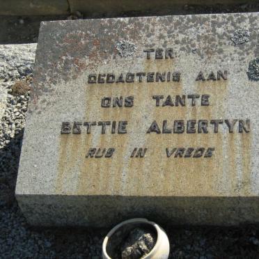 ALBERTYN Bettie