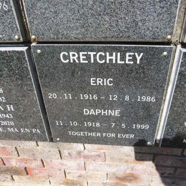 CRETCHLEY Eric 1916-1986 &amp; Daphne 1918-1999