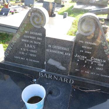 BARNARD Lars 1907-1990 &amp; Jacoba Cornelia TERBLANCHE 1916-1997