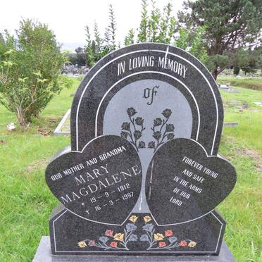 GEORGE Mary Magdalene 1912-1997