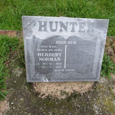 HUNTER Herbert Norman 1934-1997