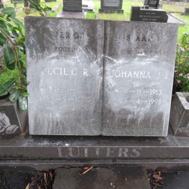 LUITERS Cecil C.R., 1916-1970 & Johanna J.I. 1913-1995