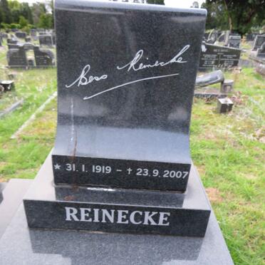 REINECKE Bess 1919-2007