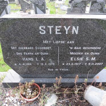 STEYN Hans L.A. 1916-1978 & Elsie S.M. 1917-2007