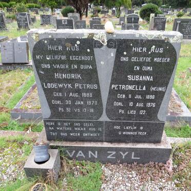 ZYL Hendrik Lodewyk Petrus, van 1888-1970 & Susanna Petronella HEUNIS 1896-1976