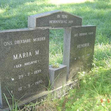 HUYSSTEEN Hendrik, van 1881-1962 &amp; Maria M. ROELOFSE 1899-1970