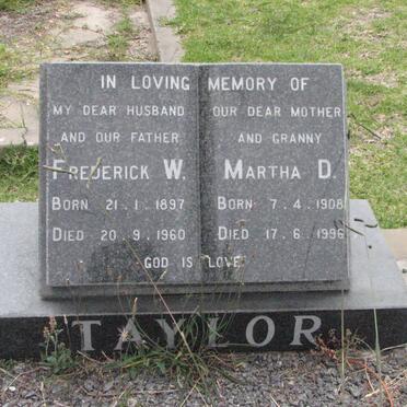 TAYLOR Frederik W. 1897-1960 &amp; Martha D. 1908-1996
