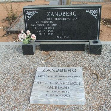 ZANDBERG R.H. 1902-1985 :: ZANDBERG Allice Margeret 1943-2001