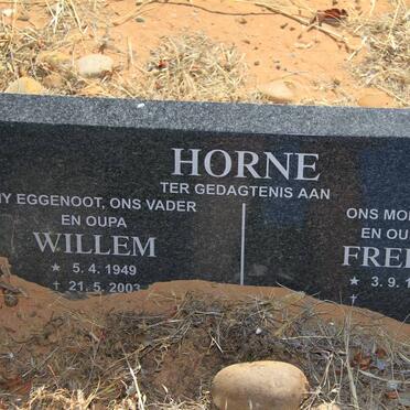 HORNE Willem 1949-2003 &amp; Freda 1949-