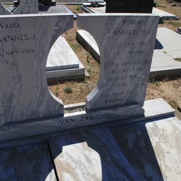ZYL Johannes J., van 1908- 199? &amp; Annie C. NEL 1900-1982