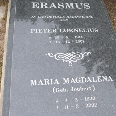 ERASMUS Pieter Cornelius 1914-2001 &amp; Maria Magdalena JOUBERT 1920-2002