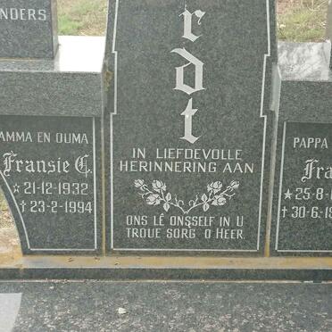 WOLVAARDT Frans 1928-1999 &amp; Fransie C. 1932-1994