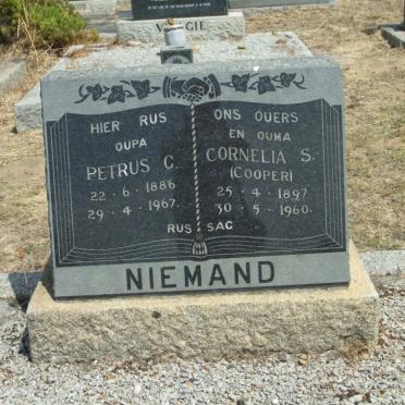 NIEMAND Petrus C. 1886-1967 &amp; Cornelia S. COOPER 1897-1960