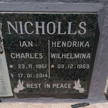 NICHOLLS Ian Charles 1961-2014 &amp; Hendrika Wilhelmina 1963-