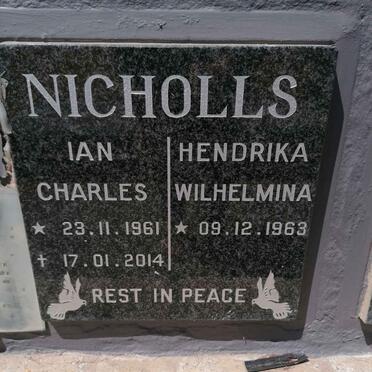 NICHOLLS Ian Charles 1961-2014 &amp; Hendrika Wilhelmina 1963-