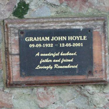 HOYLE Graham John 1932-2001