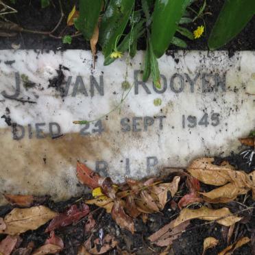 ROOYEN J., van -1945
