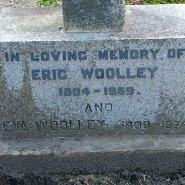WOOLLEY Eric 1894-1969 &amp; Eva 1898-1974
