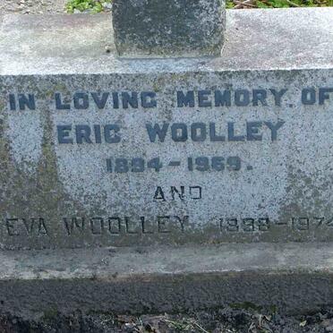 WOOLLEY Eric 1894-1969 &amp; Eva 1898-1974