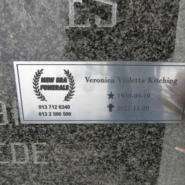 KITCHING Veronica Violetta 1938-2022