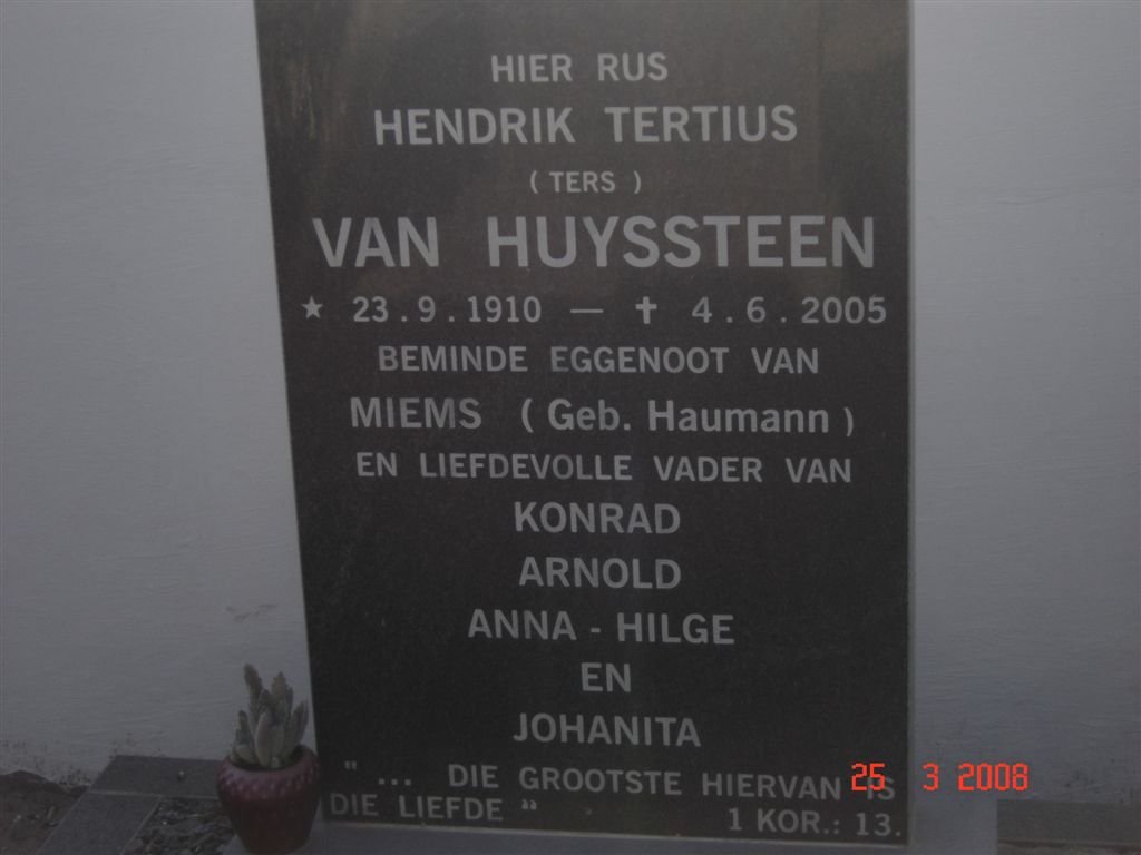 HUYSSTEEN Hendrik Tertius, van 1910-2005