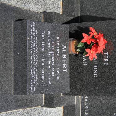 KRÖHN Albert 1977-2006