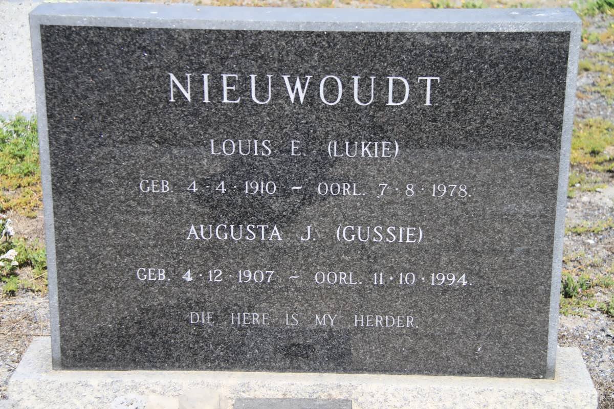 NIEUWOUDT Louis E. 1914-1978 &amp; Augusta J. 1907-1994