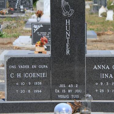 HUNTER C.H,. 1938-1994 &amp; Anna G.C. 1937-1986