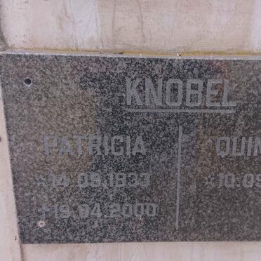 KNOBEL Quintus 1933- & Patricia 1933-2000