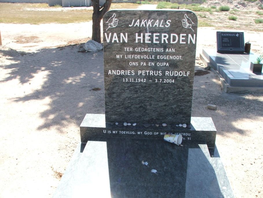 HEERDEN Andries Petrus Rudolf, van 1942-2004