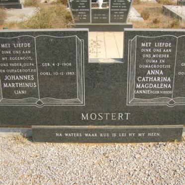 MOSTERT Johannes Marthinus 1906-1983 &amp; Anna Catharina Magdalena VISSER 1916-1997