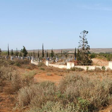 1. View and entrance to Kleinplasie cemetery