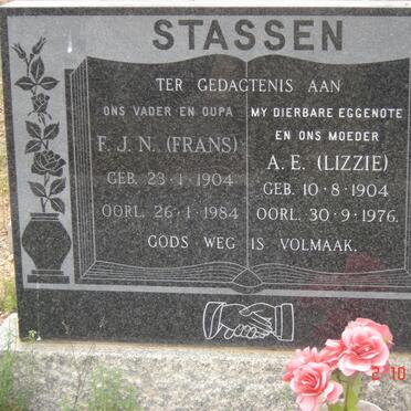 STASSEN F.J.N. 1904-1984 &amp; A.E. 1904-1976