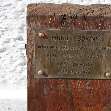 Western Cape, LAINGSBURG district, Matjiesfontein, Lord Milner Hotel, family cemetery