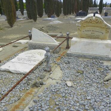 ESTERHUYSE Christiaan Hendrik &amp; Katie 1877-1918