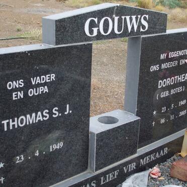 GOUWS Thomas S.J. 1949- &amp; Dorothea BOTES 1949-2005