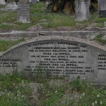 DOLS nee KIELDER 1825-1903 :: VON OPPELL Hilda 1922-1922 :: VON OPPELL Max 1923-1923