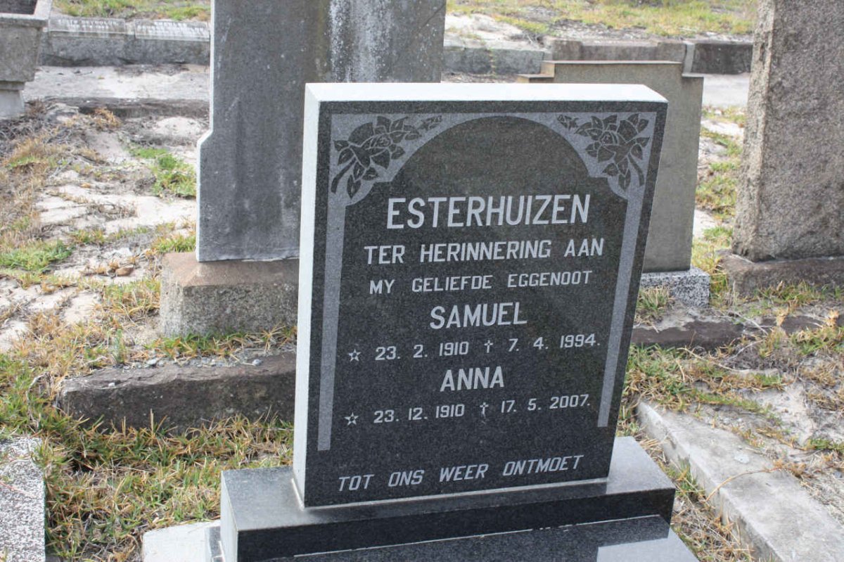 ESTERHUIZEN Samuel 1910-1994 &amp; Anna 1910-2007