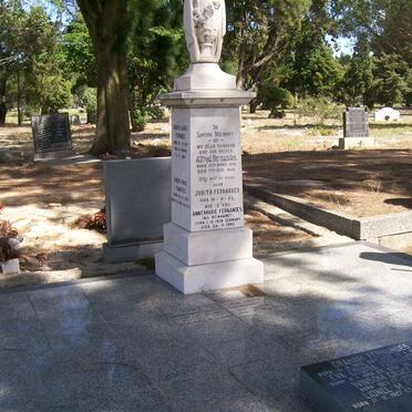 FERNANDES  :: REINHARDT :: FREY :: JOCKISCH