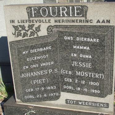 FOURIE Johannes P.S. 1893-1970 &amp; Jessie MOSTERT 1900-1990