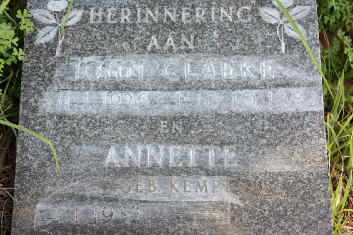 GIANI John Clarke 1926-1982 &amp; Annette KEMP 1932-