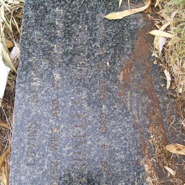 HOLMES Petronella 1899-1972