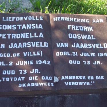 JAARSVELD Fredrik Ooswal, van -1944  &amp; Constansia Petronella DE VILLE -1942 