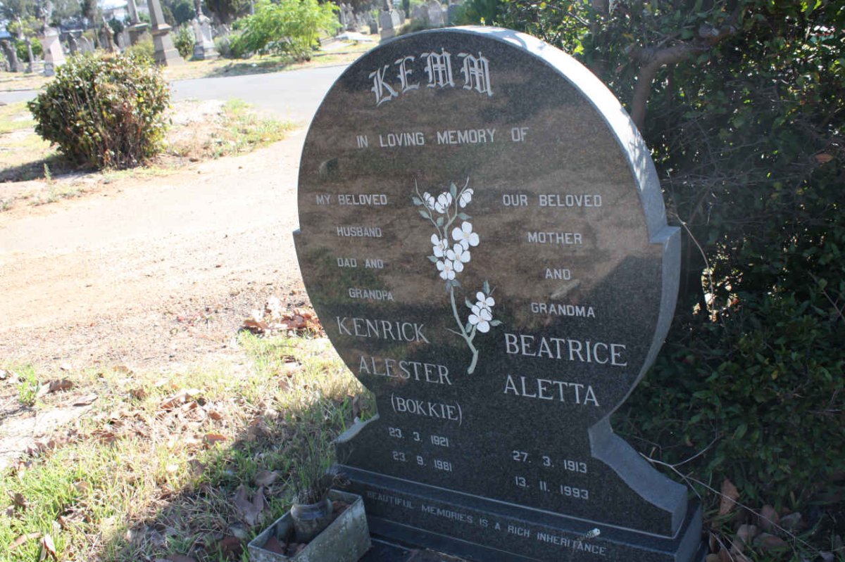 KEMM Kenrick Alester 1921-1981 &amp; Beatrice Aletta 1913-1983