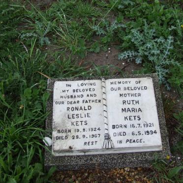 KETS Ronald Leslie 1924-1967 &amp; Ruth Maria 1921-1994