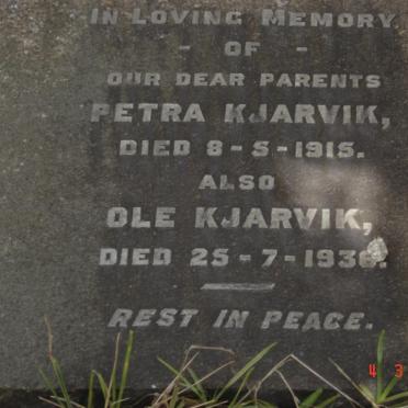 KJARVIK Ole -193? &amp; Petra -1915