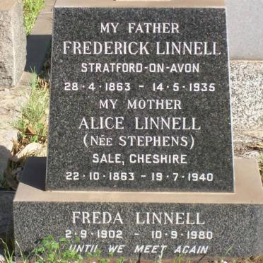 LINNELL Frederick 1863-1935 &amp; Alice STEPHENS 1863-1940 :: LINNELL Freda 1902-1980